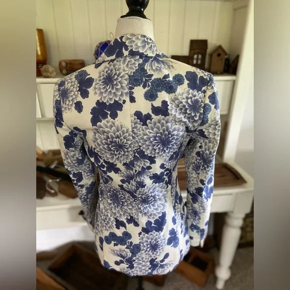 Gamma - Picture 2 of 3